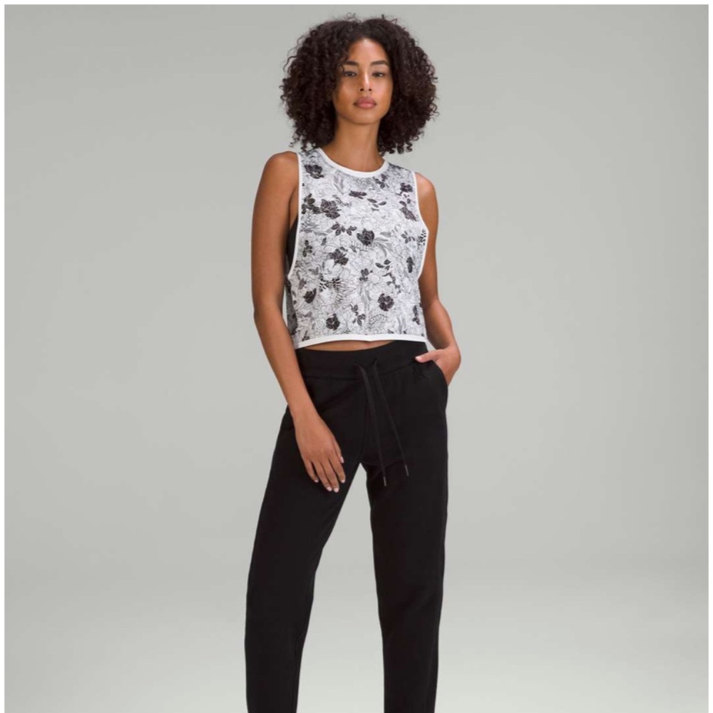 Lululemon Muscle Love Tank Top *Shine Logo Flourish White Black